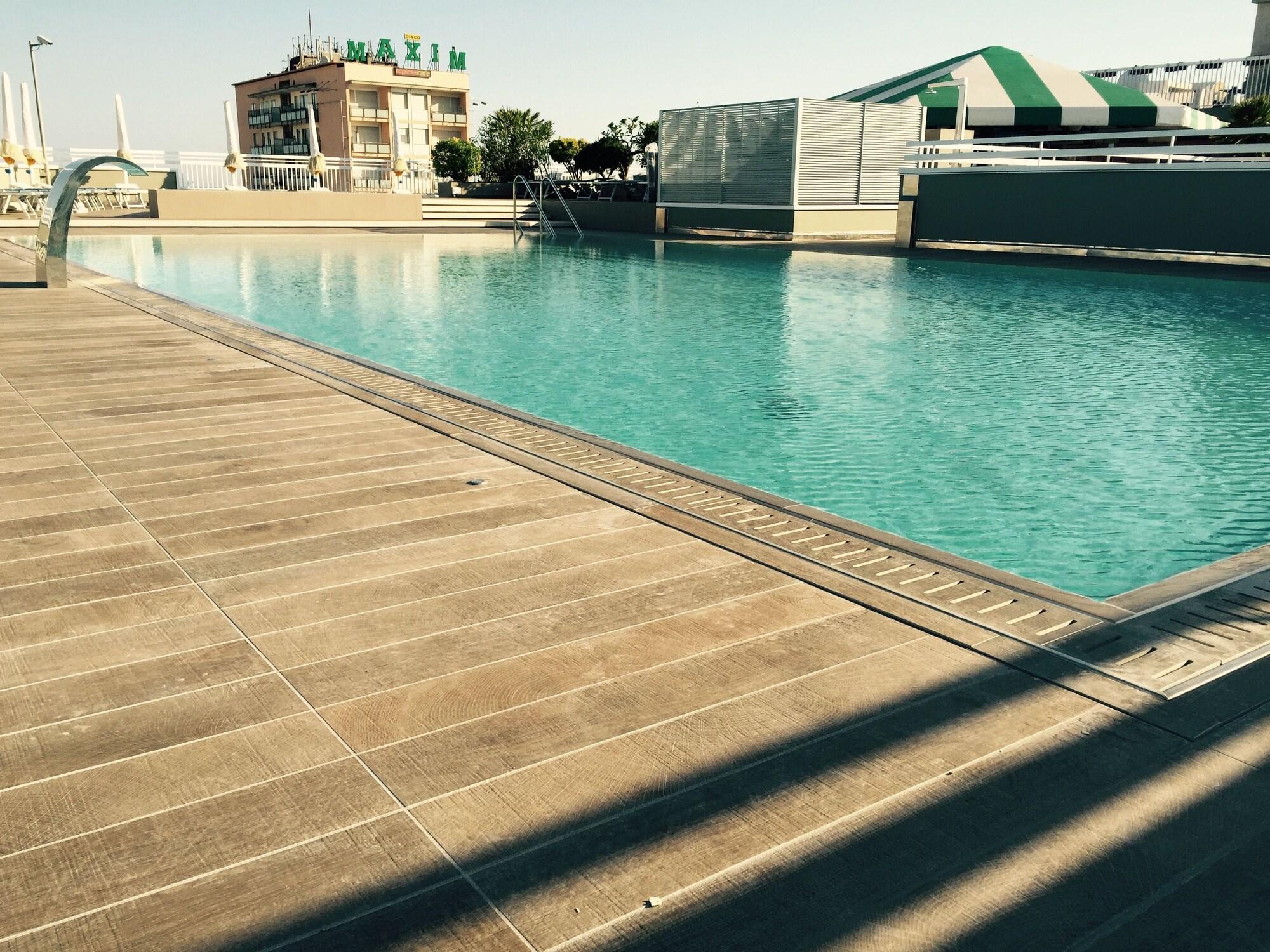 Hotel Principe Palace Τζεσόλο Λίντο Εξωτερικό φωτογραφία