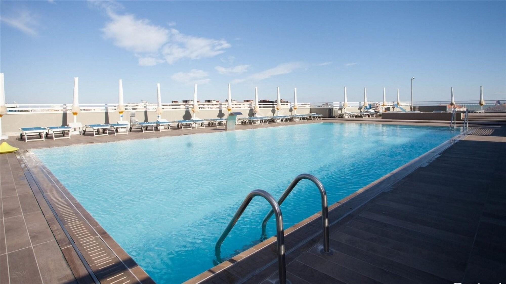Hotel Principe Palace Τζεσόλο Λίντο Εξωτερικό φωτογραφία