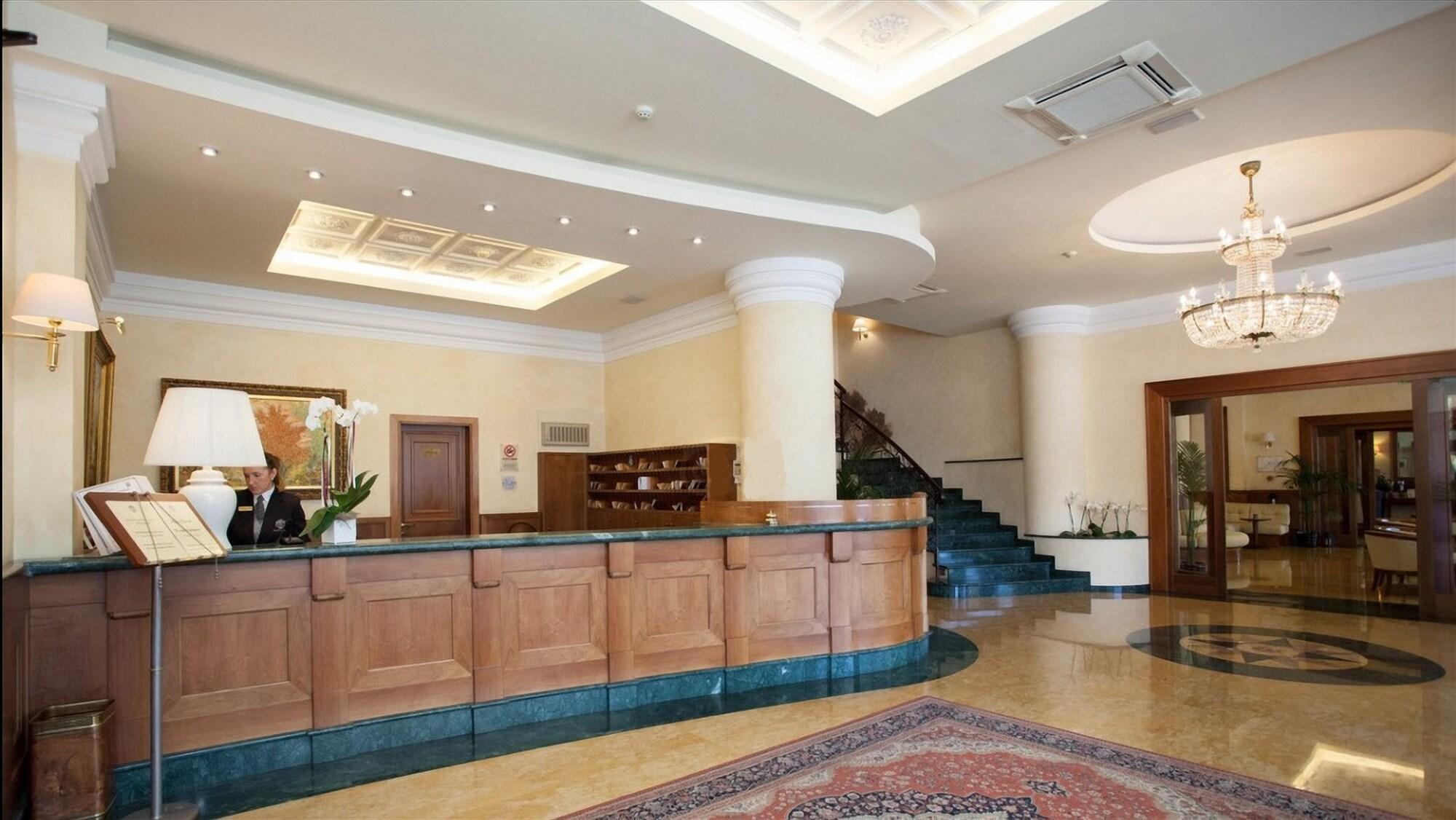 Hotel Principe Palace Τζεσόλο Λίντο Εξωτερικό φωτογραφία