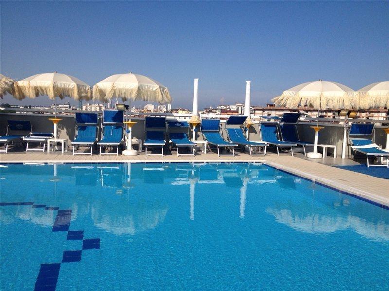 Hotel Principe Palace Τζεσόλο Λίντο Εξωτερικό φωτογραφία