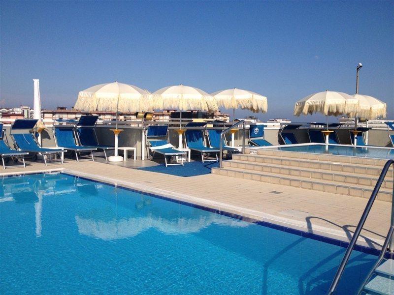Hotel Principe Palace Τζεσόλο Λίντο Εξωτερικό φωτογραφία